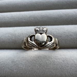 9ct Claddagh Ring- Lauren Owens Jewellery