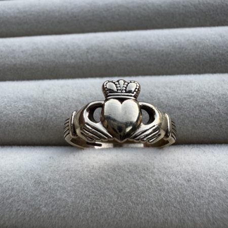 9ct Claddagh Ring- Lauren Owens Jewellery