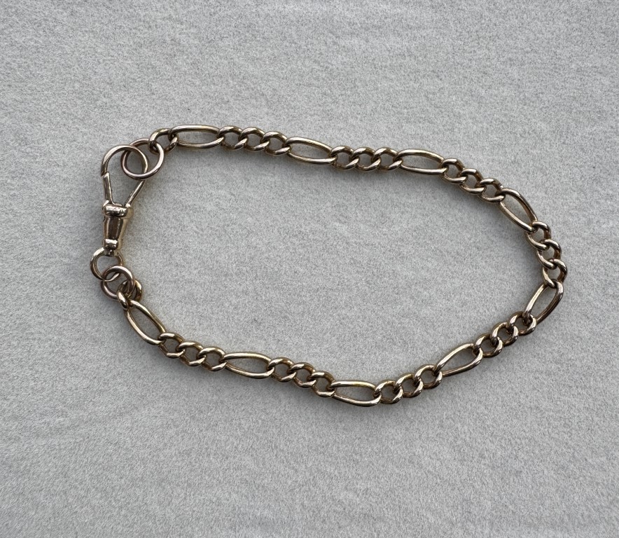 9ct Gold Classic Figaro Bracelet with Swivel Catch - Image 2
