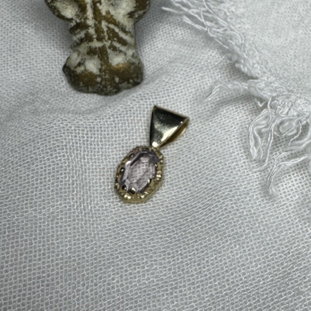 9ct Gold Lavender Quarts Pendant LO- Lauren Owens Jewellery