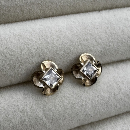 9ct Gold Princess Cut Floral Stud Earring- Lauren Owens Jewellery