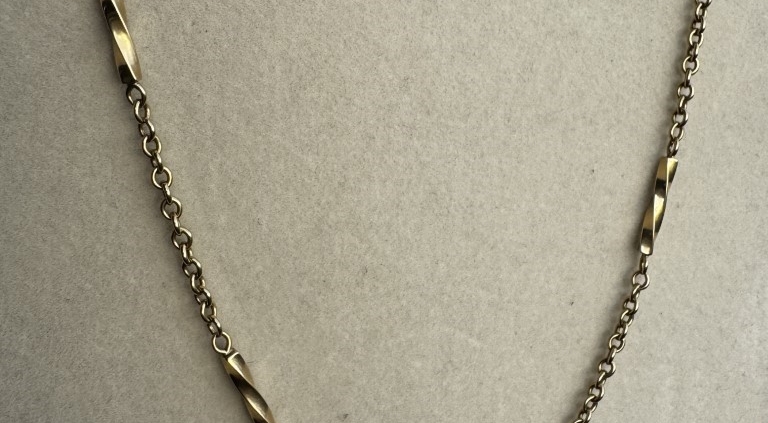 9ct Gold Twisted Bar Link Chain- Lauren Owens Jewellery