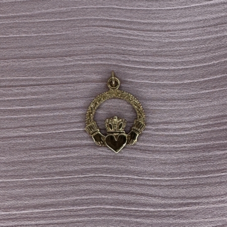 9ct Gold Claddagh Pendant Lauren Owens Jewellery