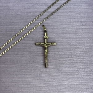 9ct Gold Cross Pendant Lauren Owens Jewellery