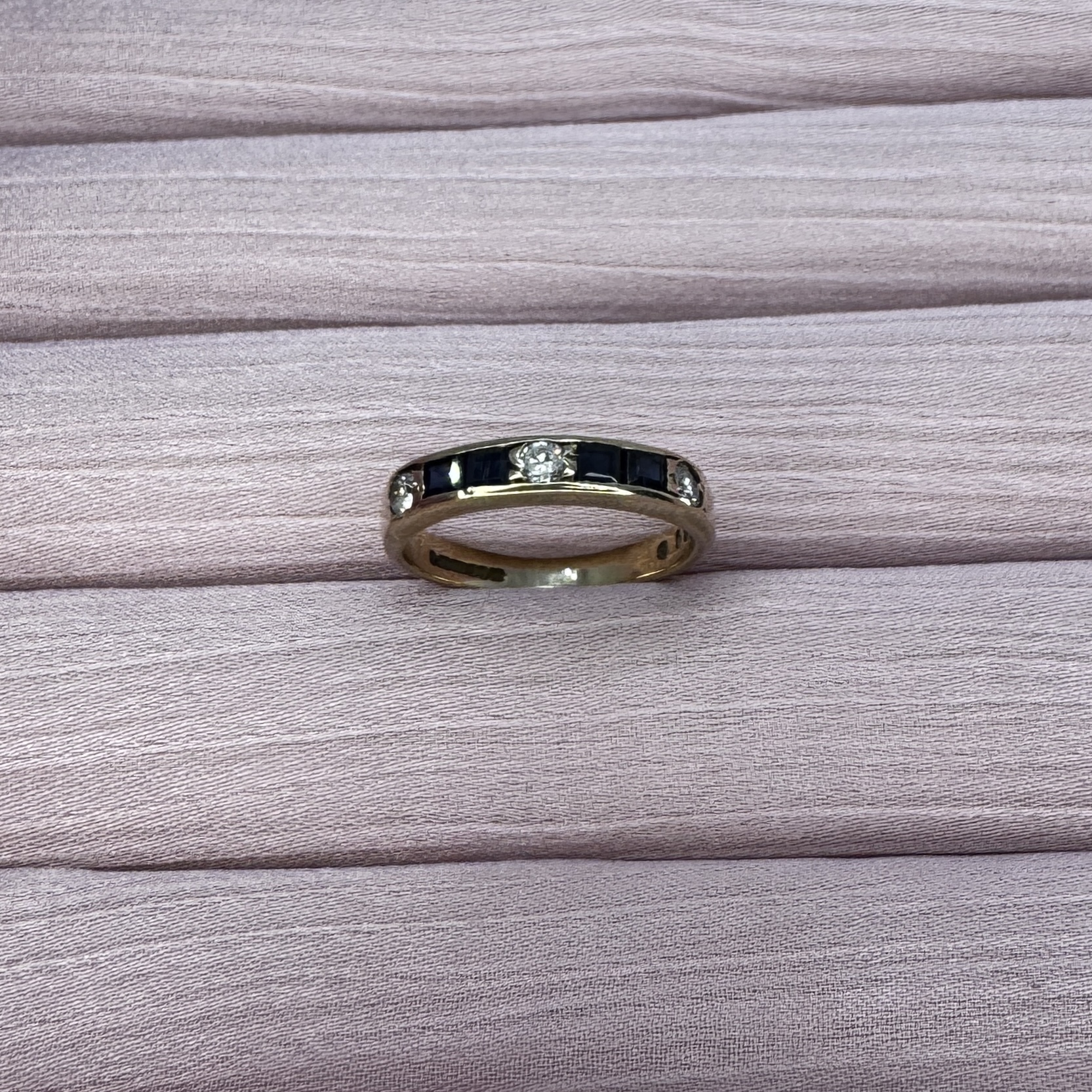 9ct Gold Diamond Sapphire Ring - Image 8