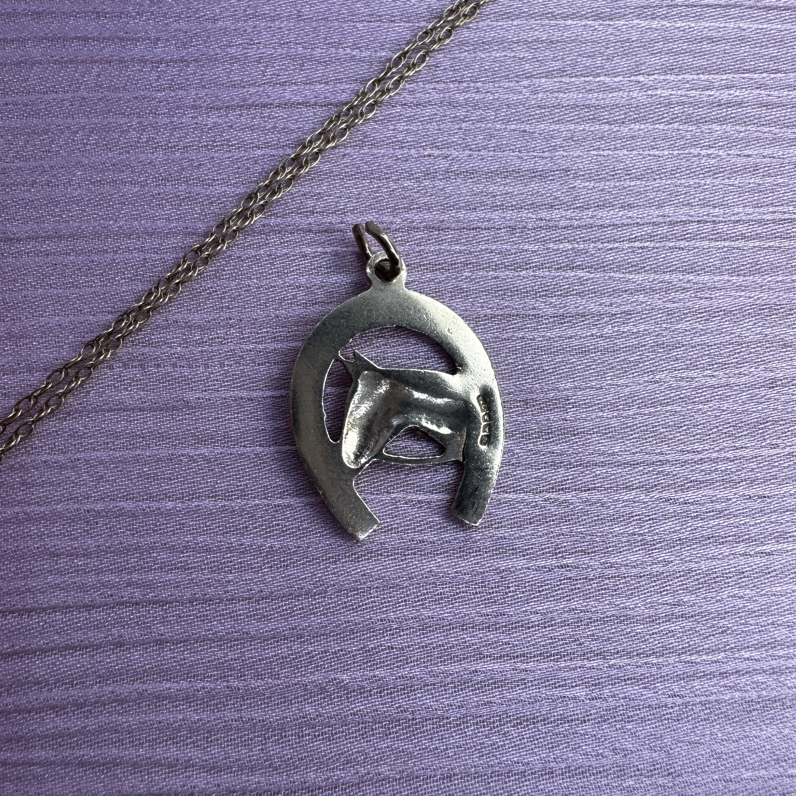 9ct gold vintage horse and horseshoe pendant Lauren Owens Jewellery