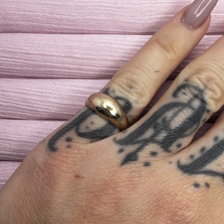 9ct Gold Domed Pinky Ring - Image 6