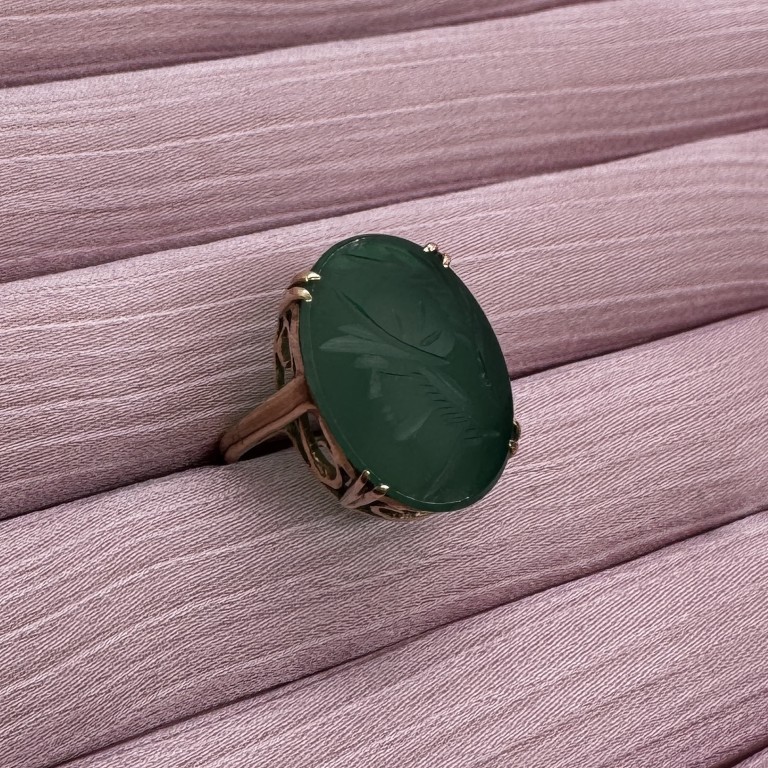 9ct gold imperial jade centurion ring - Image 2