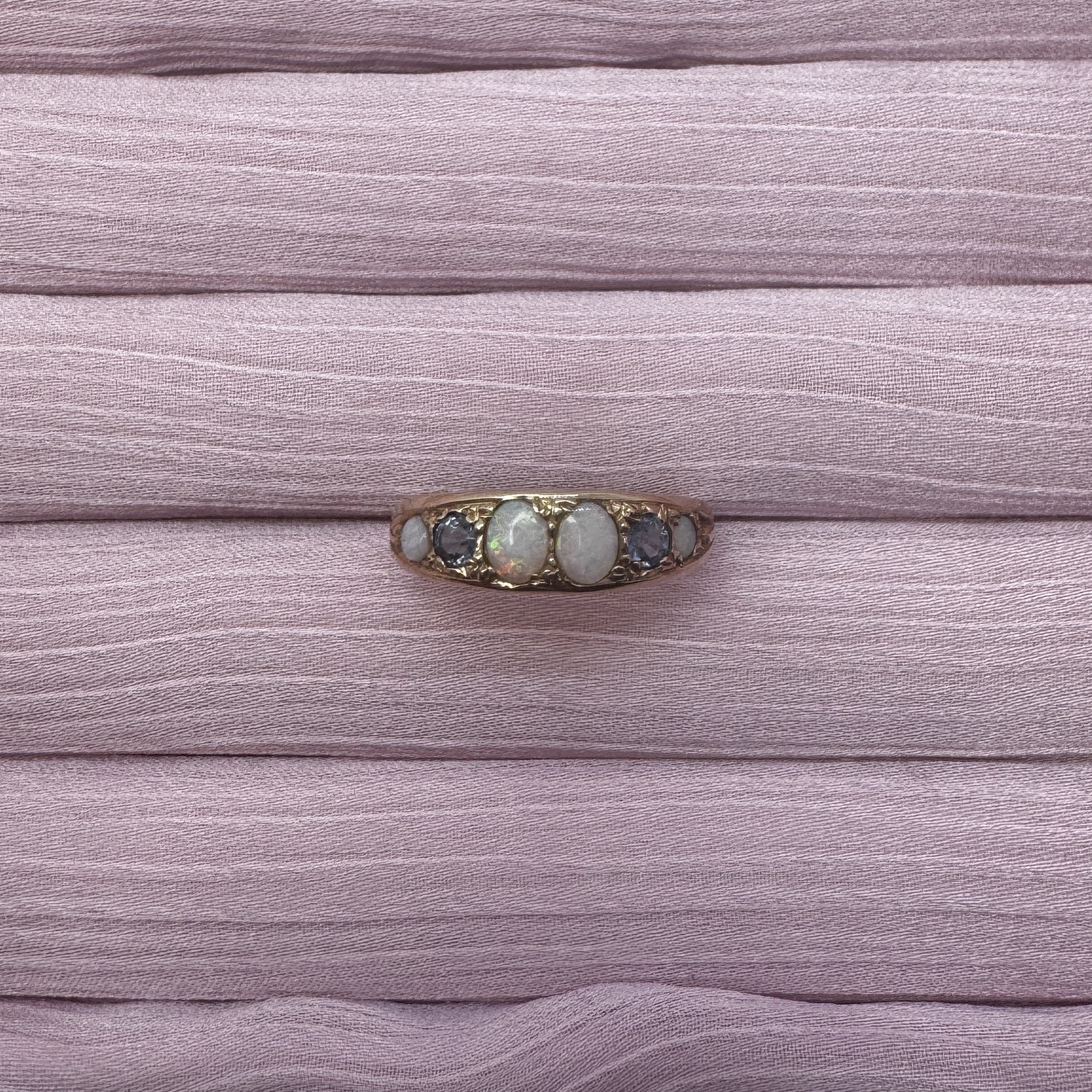 9ct gold natural opal sapphire ring
