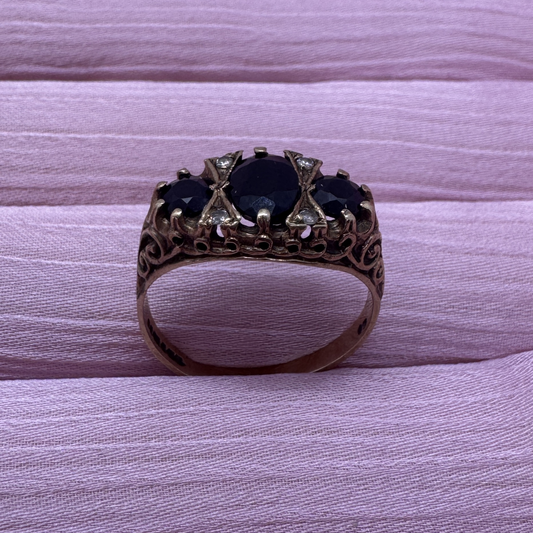 9ct Gold Sapphire CZ Ring