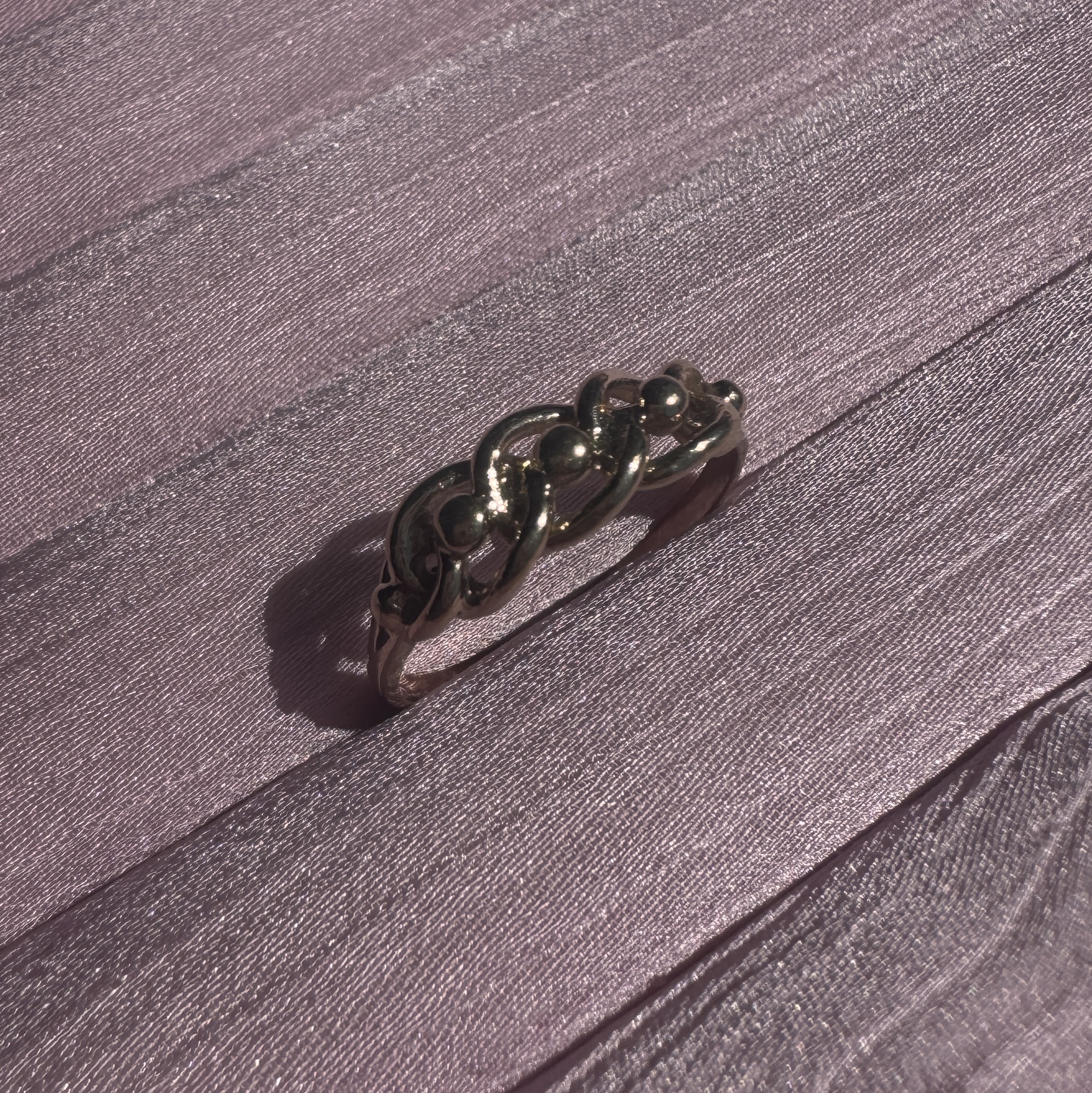 9ct gold Knot ring - Image 3
