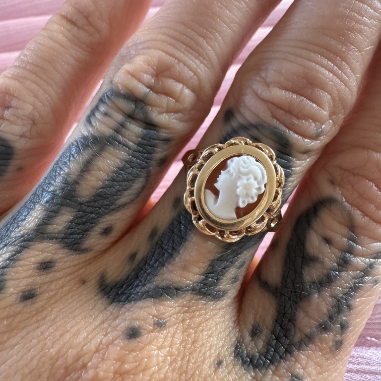 9ct Gold Shell Cameo Ring – Vintage Ladies Portrait - Image 7