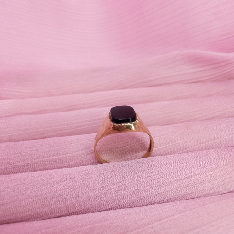 9ct Gold Black Stone Signet Ring - Image 4