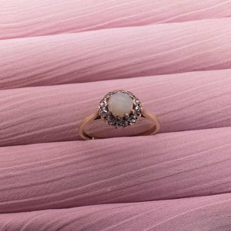 9ct Gold Opal & Diamond Ring - Image 4