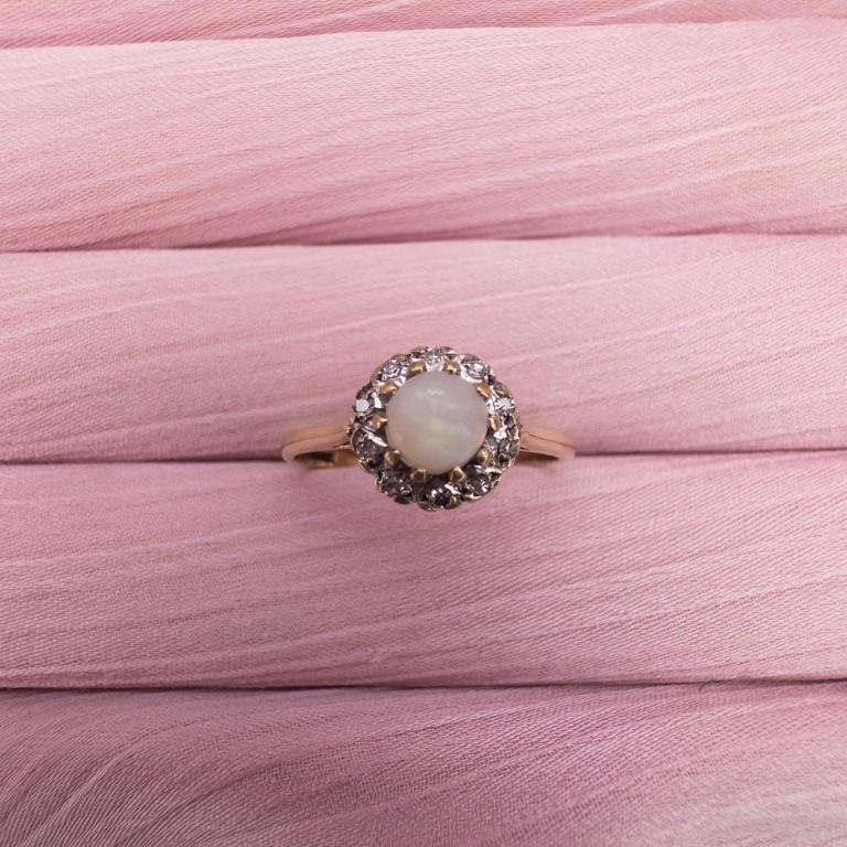 9ct Gold Opal & Diamond Ring - Image 8